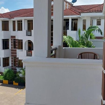 Sebuleni Serviced Homstay - Nyali Beach Msa Момбаса Екстер'єр фото